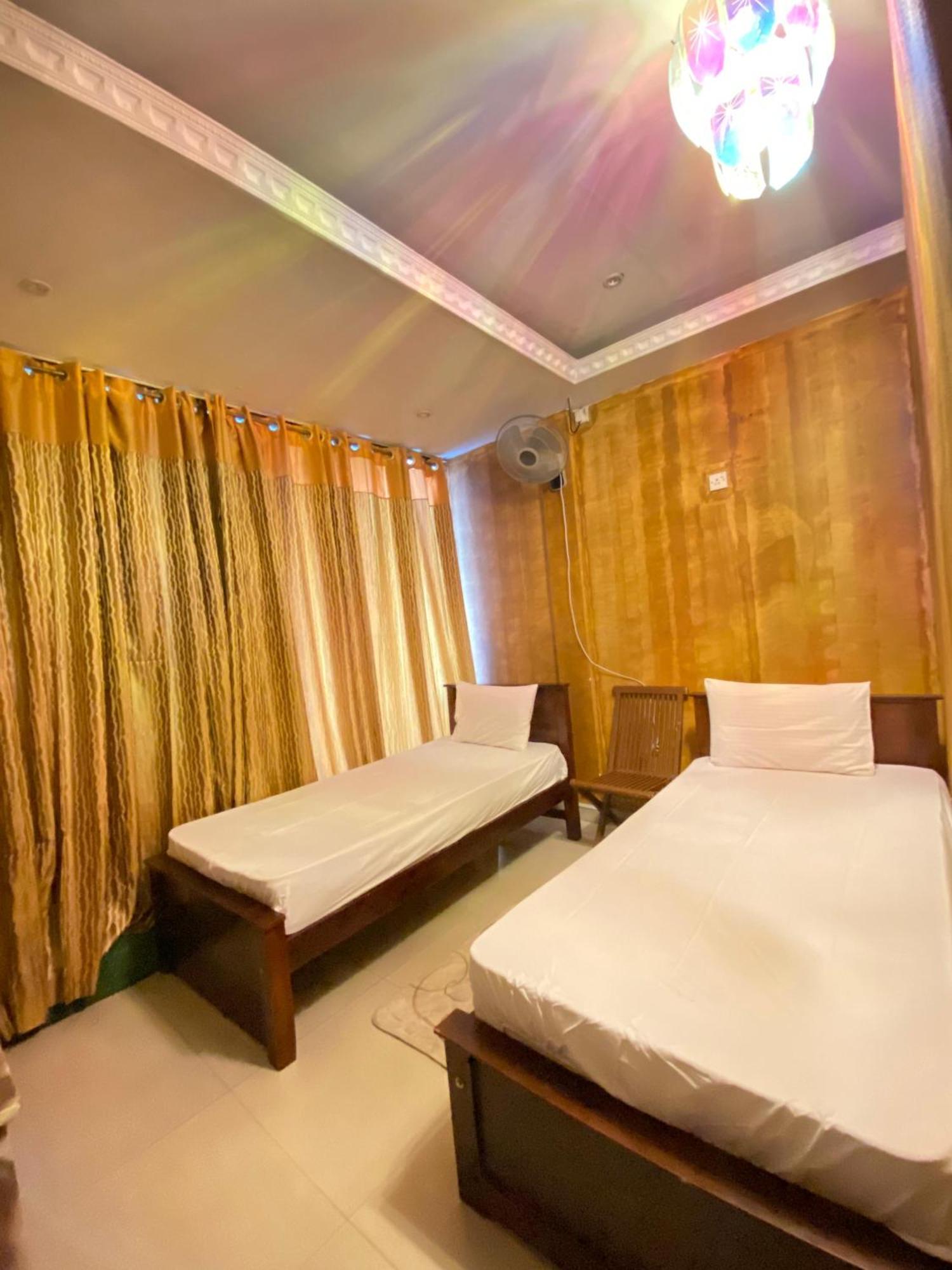 Airport City Hotel Katunayake Exterior photo