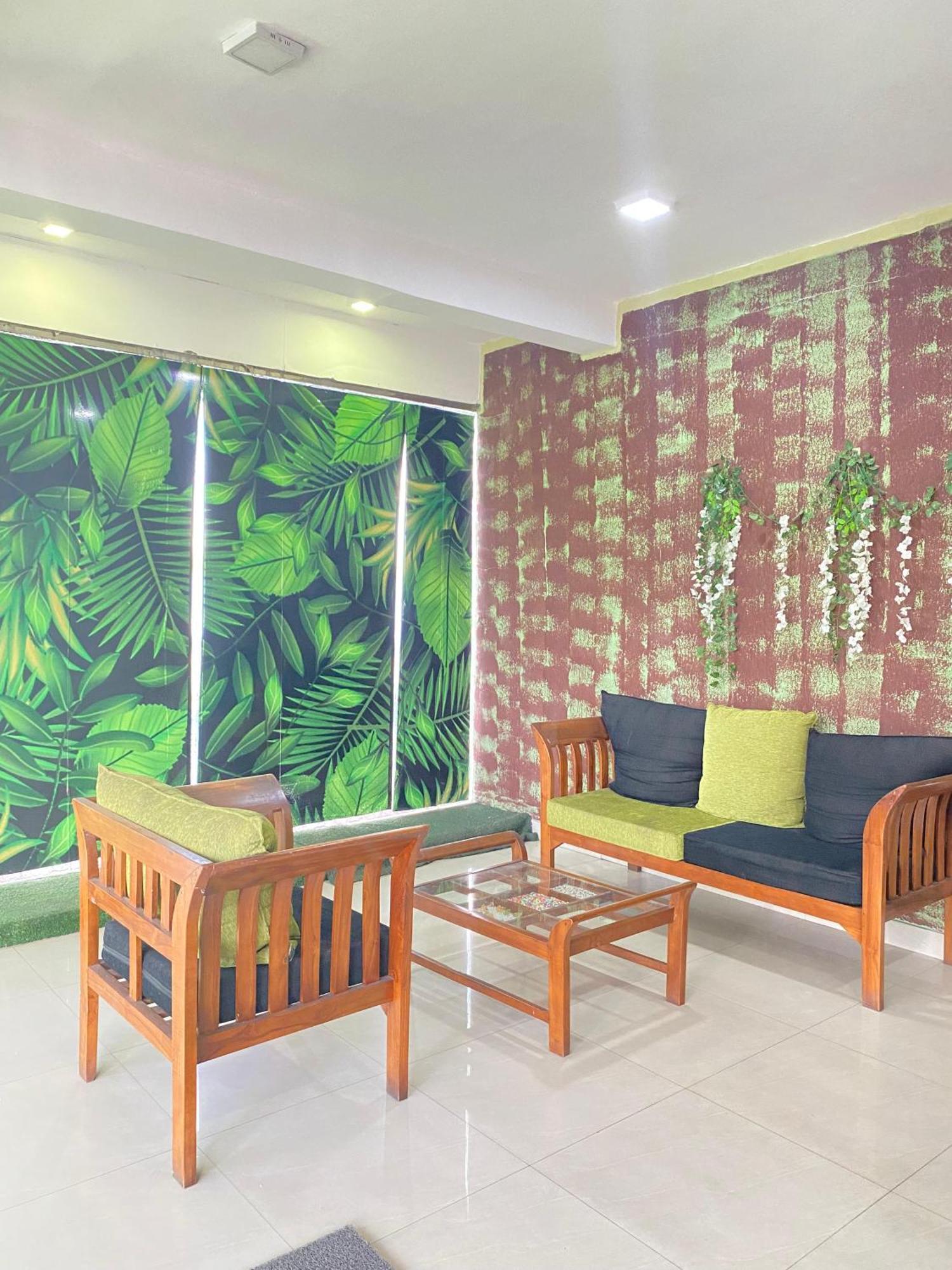 Airport City Hotel Katunayake Exterior photo